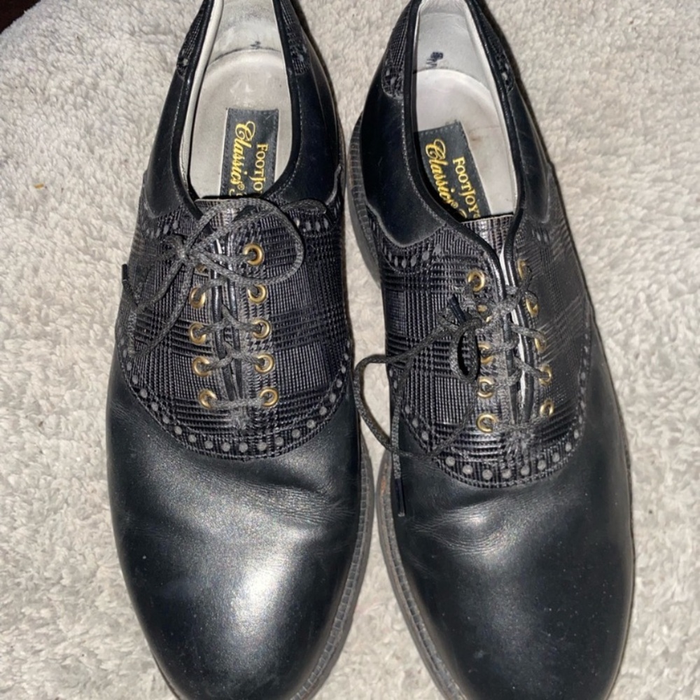 FootJoy Black Leather Men's Oxfords size 10